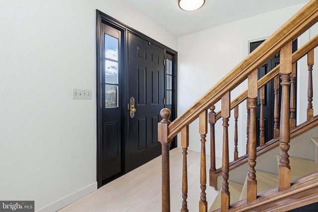 3937 LOCUST GROVE RD, Columbia, PA 17512