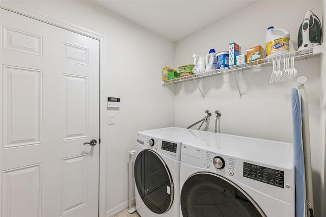 457 KNIGHTSBRIDGE CIRCLE, Davenport, FL 33896