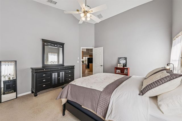 457 KNIGHTSBRIDGE CIRCLE, Davenport, FL 33896