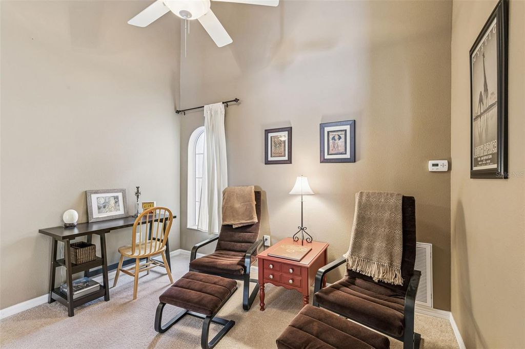 Image 15 of property listing at 457 KNIGHTSBRIDGE CIRCLE, Davenport, FL 33896