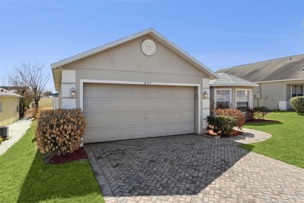 Image 34 of property listing at 457 KNIGHTSBRIDGE CIRCLE, Davenport, FL 33896