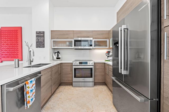 757 NE 4TH Avenue, Fort Lauderdale, FL 33304