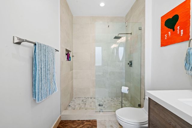 757 NE 4TH Avenue, Fort Lauderdale, FL 33304
