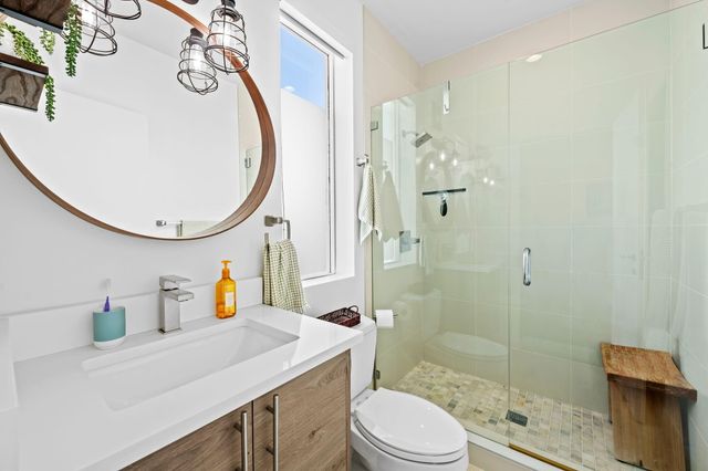 757 NE 4TH Avenue, Fort Lauderdale, FL 33304
