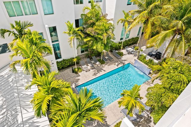 757 NE 4TH Avenue, Fort Lauderdale, FL 33304