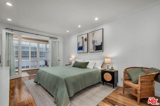 11667 Gorham Avenue 203, Los Angeles, CA 90049