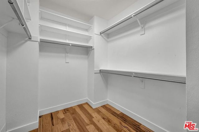 11667 Gorham Avenue 203, Los Angeles, CA 90049