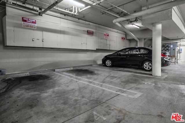 11667 Gorham Avenue 203, Los Angeles, CA 90049