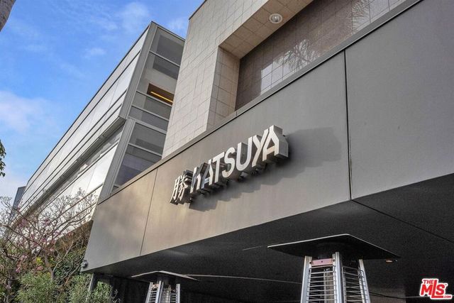 11667 Gorham Avenue 203, Los Angeles, CA 90049