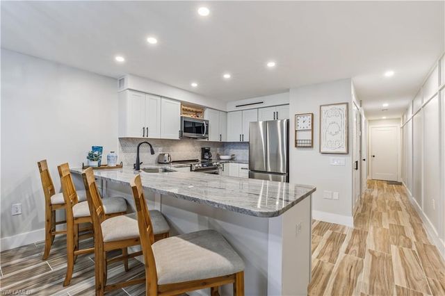 25850 Hickory BLVD 101, Bonita Springs, FL 34134
