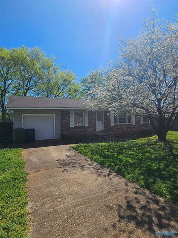 610 Austin Drive, Huntsville, AL 35805