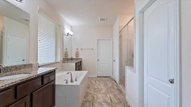 2077 Brookmont Drive, Conroe, TX 77301