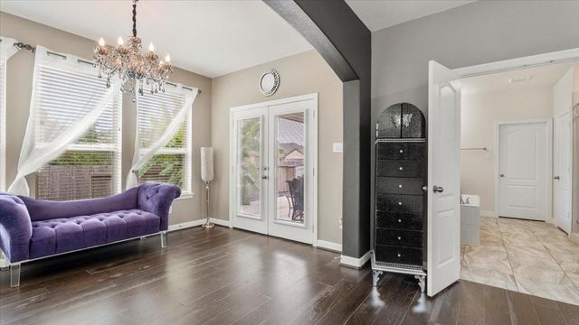 2077 Brookmont Drive, Conroe, TX 77301