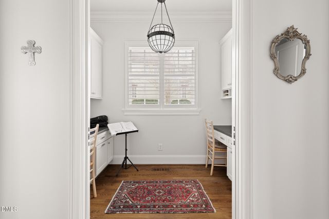 400 E Winmore Avenue, Chapel Hill, NC 27516