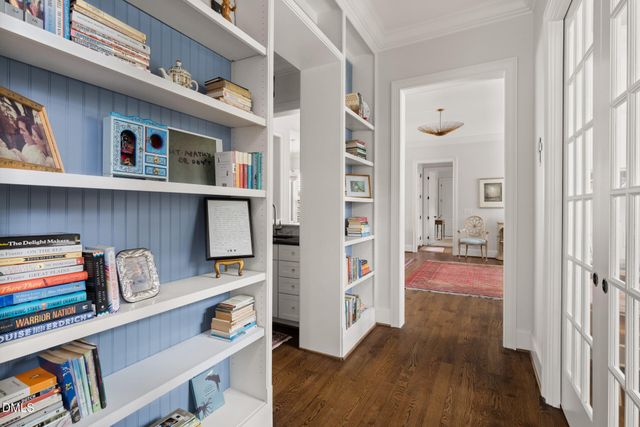 400 E Winmore Avenue, Chapel Hill, NC 27516