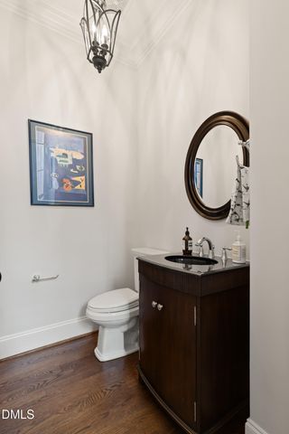 400 E Winmore Avenue, Chapel Hill, NC 27516