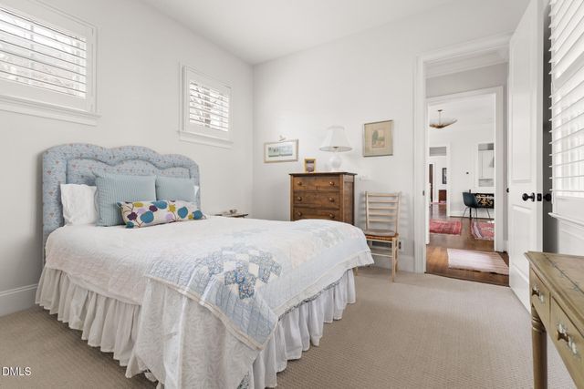 400 E Winmore Avenue, Chapel Hill, NC 27516