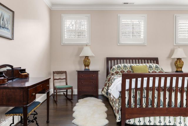 400 E Winmore Avenue, Chapel Hill, NC 27516