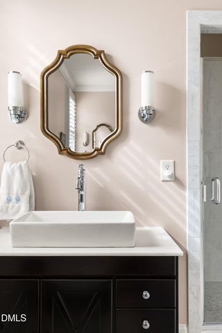 400 E Winmore Avenue, Chapel Hill, NC 27516