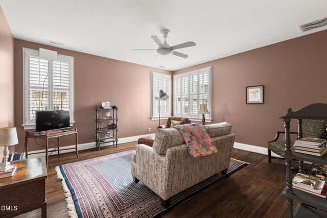 400 E Winmore Avenue, Chapel Hill, NC 27516