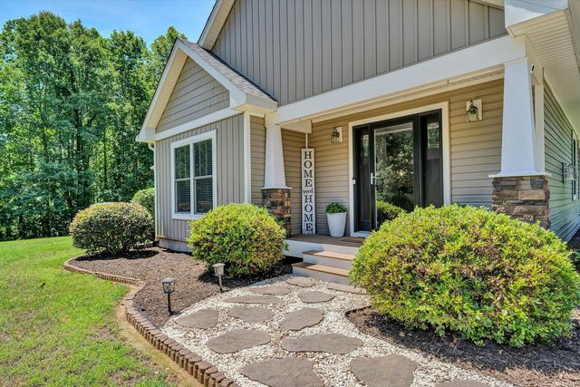 1040 Old Station Loop, Hardy, VA 24101