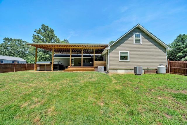 1040 Old Station Loop, Hardy, VA 24101