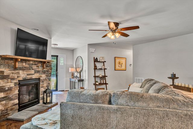 1040 Old Station Loop, Hardy, VA 24101