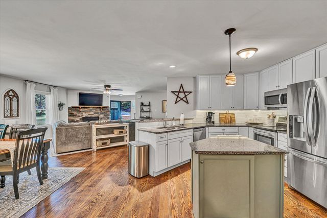 1040 Old Station Loop, Hardy, VA 24101