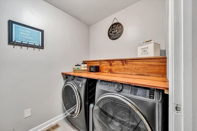 1040 Old Station Loop, Hardy, VA 24101