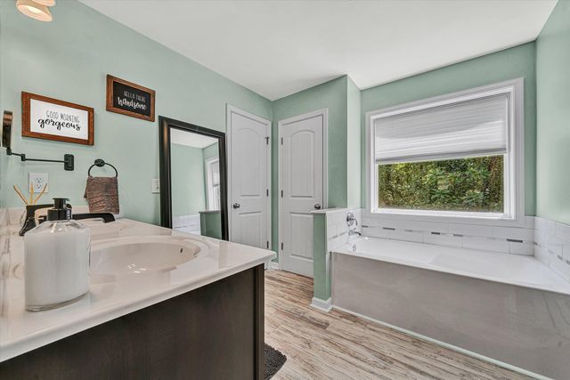 1040 Old Station Loop, Hardy, VA 24101