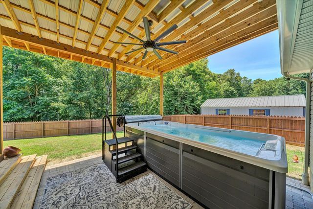 1040 Old Station Loop, Hardy, VA 24101
