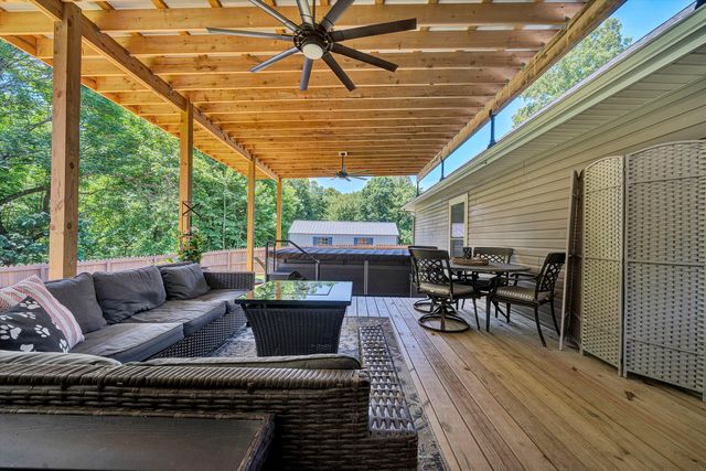 1040 Old Station Loop, Hardy, VA 24101