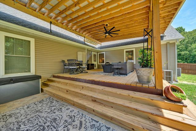1040 Old Station Loop, Hardy, VA 24101