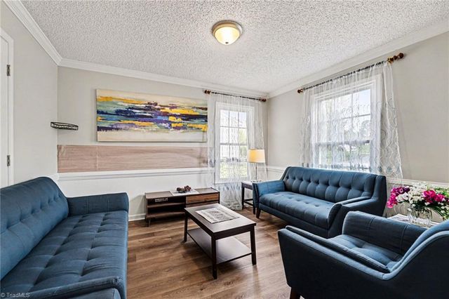 5518 Cobble Glen Court, Greensboro, NC 27407