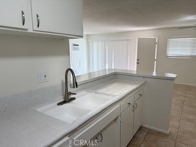 685 E Vista Chino G, Palm Springs, CA 92262