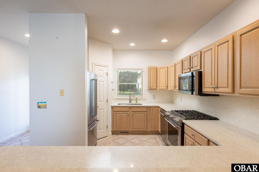 Image 20 of property listing at 521 Meadow Lane Lot 70, Corolla, NC 27927