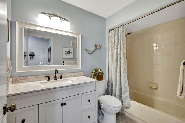 716 Ocean Dunes Circle, Jupiter, FL 33477