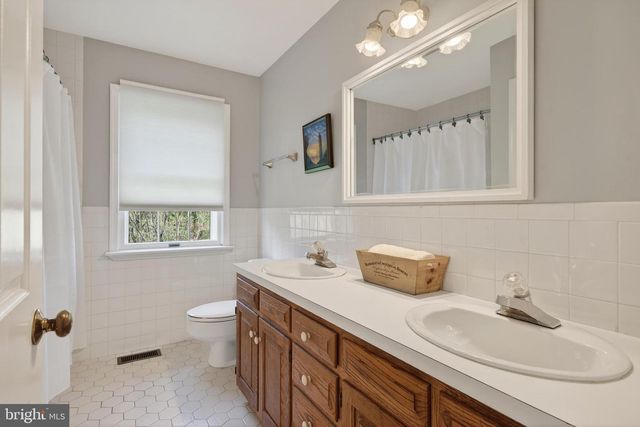 1109 FORSYTHE LN, West Chester, PA 19382