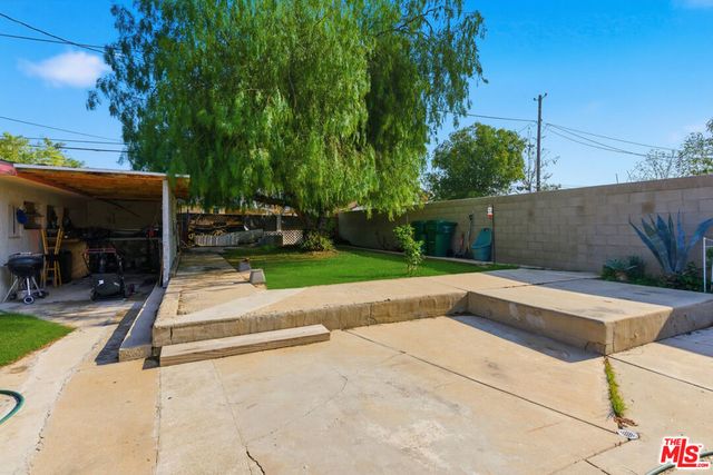 1700 Airport Drive, Bakersfield, CA 93308