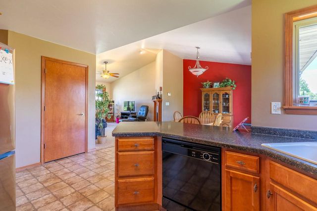 305 SPENCER STREET, Green Bay, WI 54303