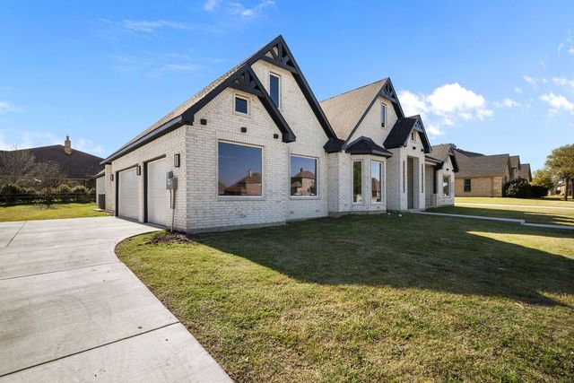 2903 Sunnyside Drive, Ennis, TX 75119