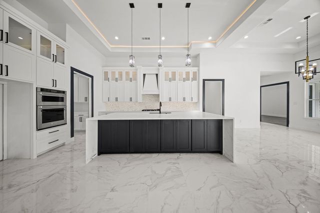 2903 Sunnyside Drive, Ennis, TX 75119