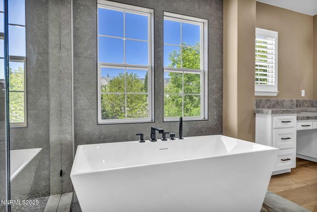 2965 Roundrock Court, Reno, NV 89511