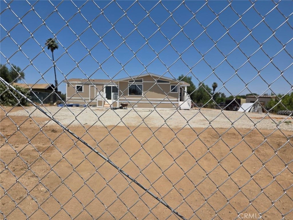21786 Bonham, Perris, CA 92570