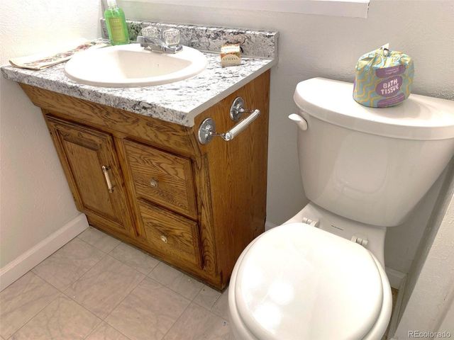 4865 S Espana Ln, Centennial, CO 80015