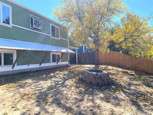 4865 S Espana Ln, Centennial, CO 80015