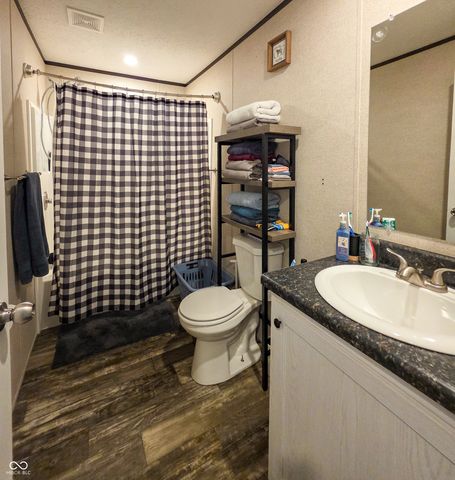 969 A Street SE, Linton, IN 47441