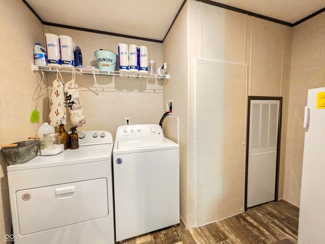 969 A Street SE, Linton, IN 47441