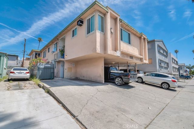 132 N Normandie, Los Angeles, CA 90004