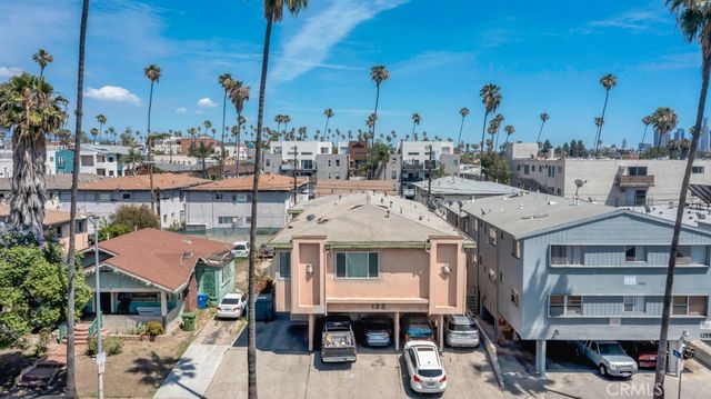 132 N Normandie, Los Angeles, CA 90004
